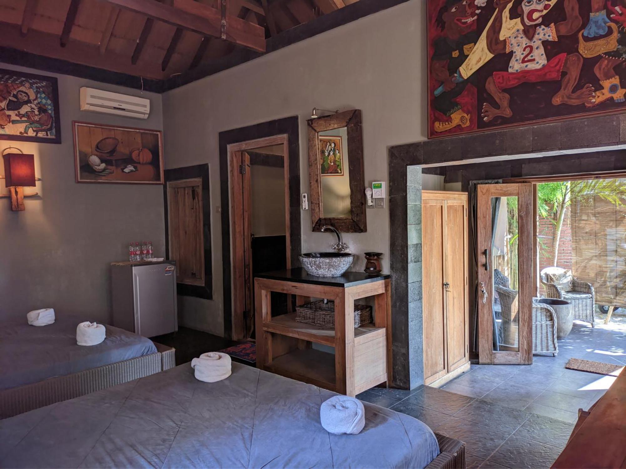 Astuti Gallery Homestay Yogyakarta Extérieur photo