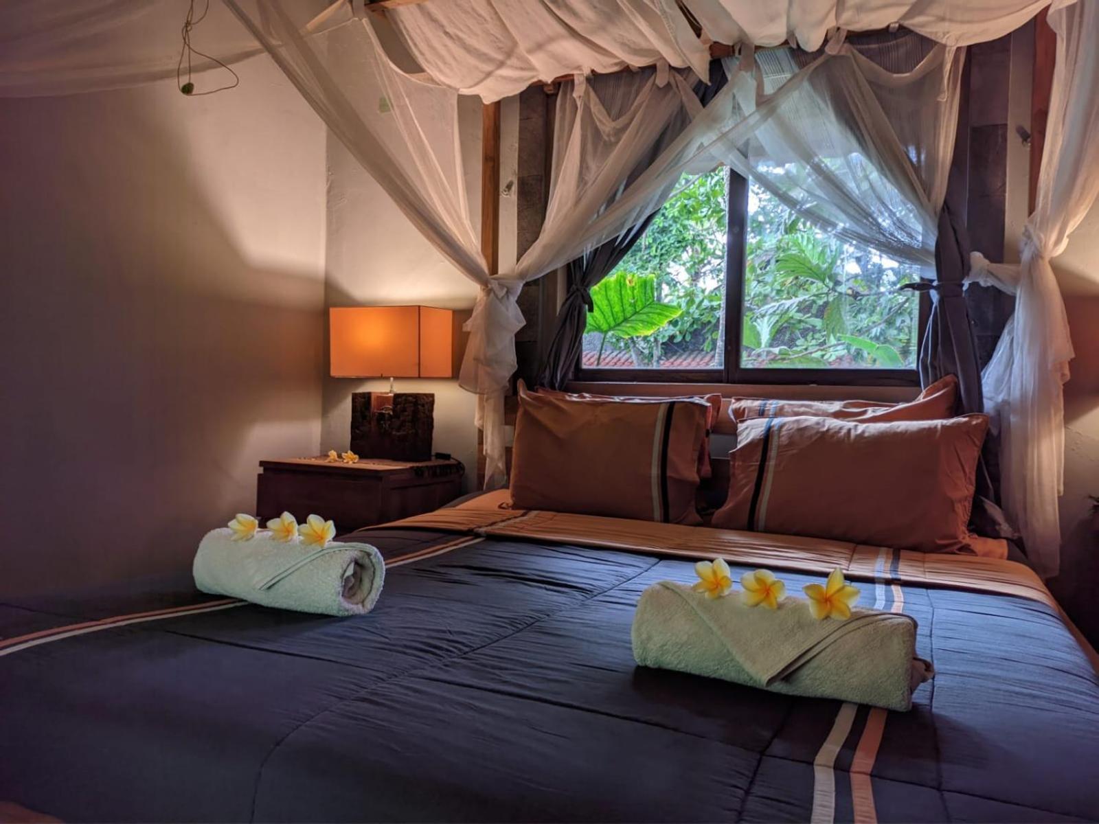 Astuti Gallery Homestay Yogyakarta Extérieur photo